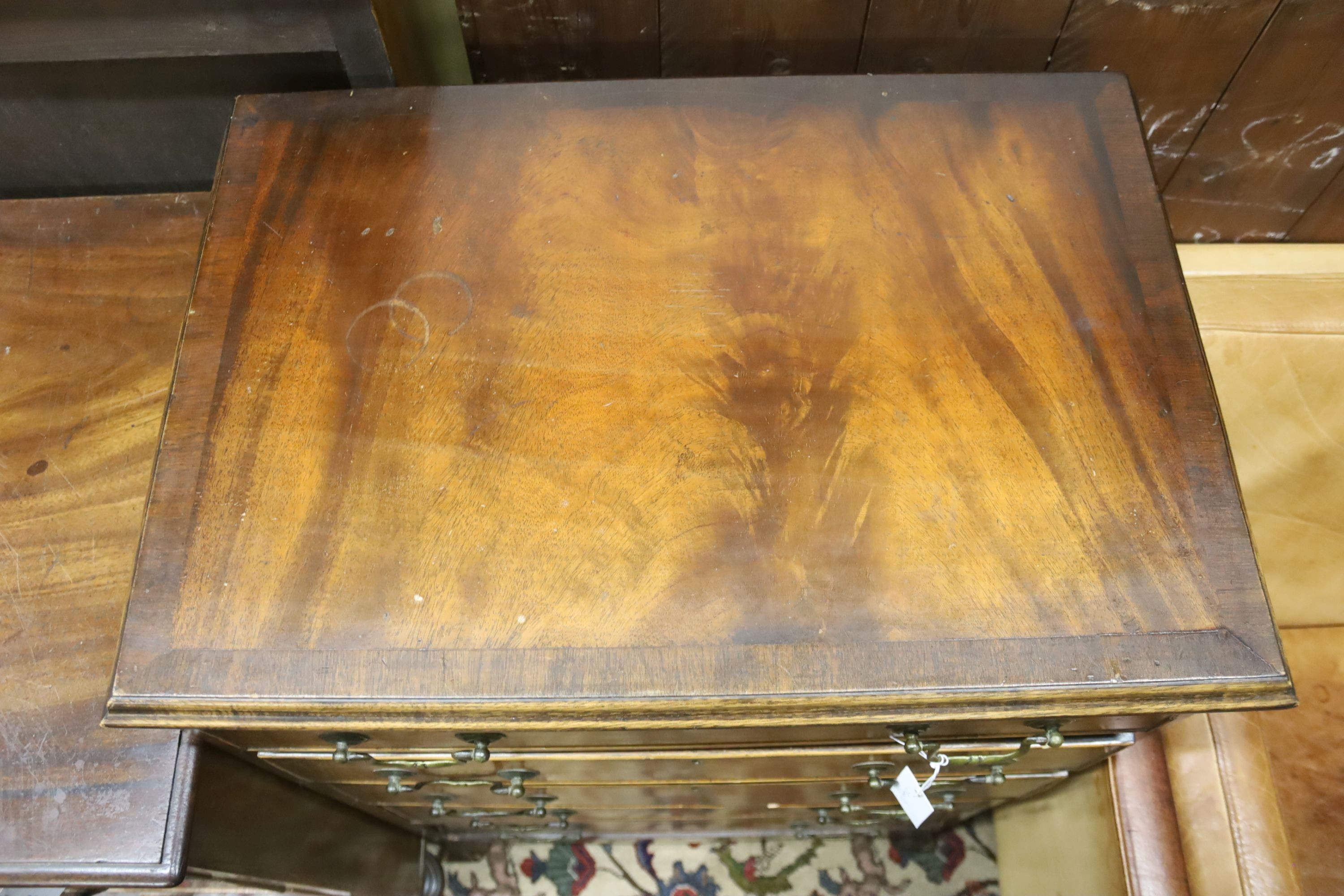 A small reproduction George III style mahogany chest of five drawers, width 60cm, depth 41cm, height 92cm